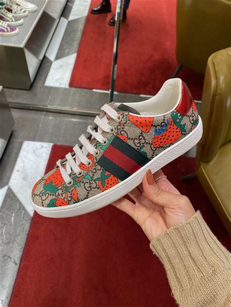 gucci shoes high quality|most expensive gucci shoe.